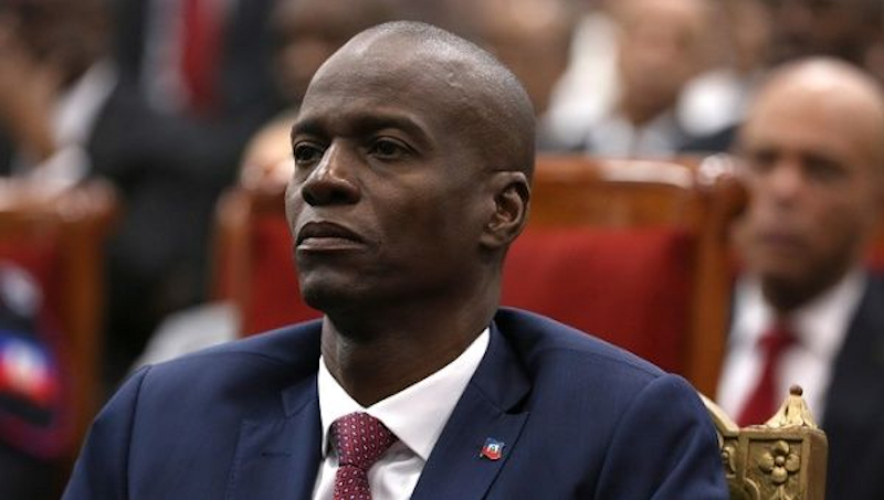 Jovenel Moise with-Martelly-out-of-focus-behind