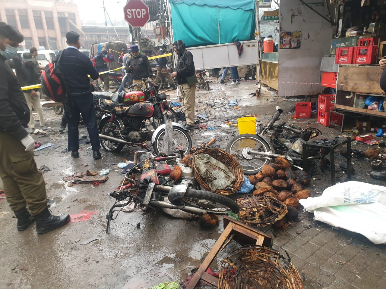 Blast in Lahore Anarkali Bazar