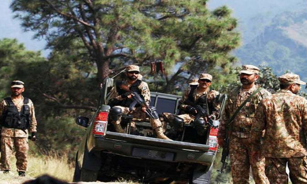 Suicide blast in Miranshah leaves 3 children, 3 personnel martyred