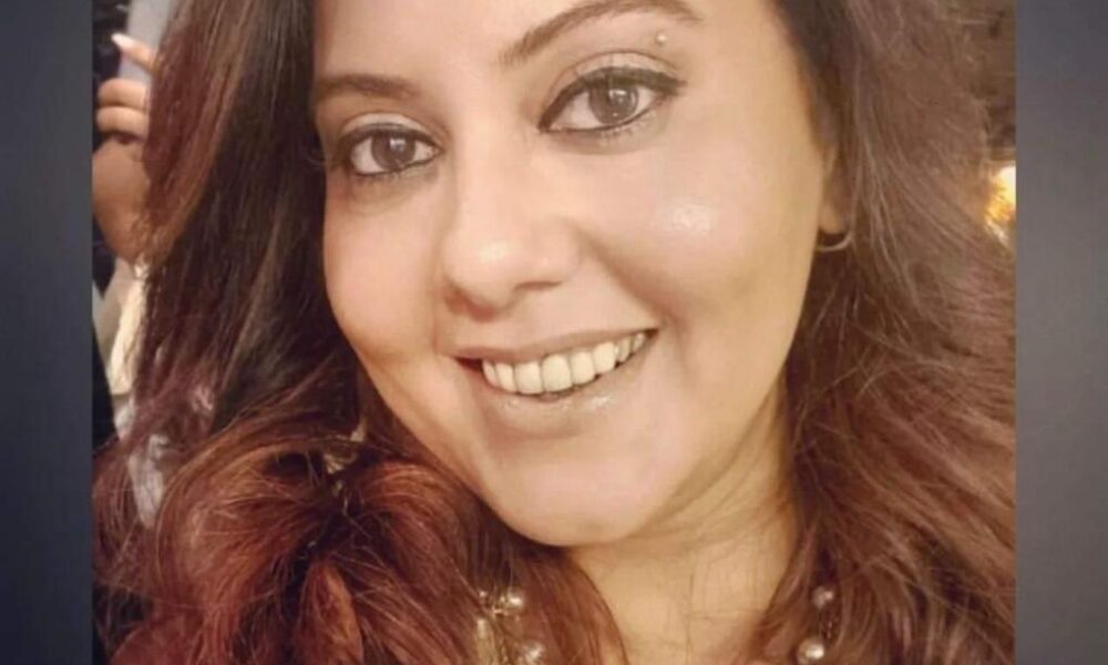 Meet Shefali Shah’s doppelganger Sana Afridi, A Dubai Banker