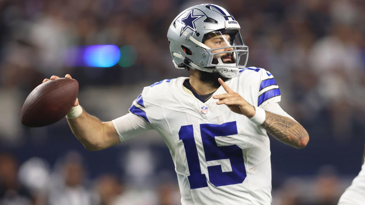 Eagles signing QB with ties to Kellen Moore