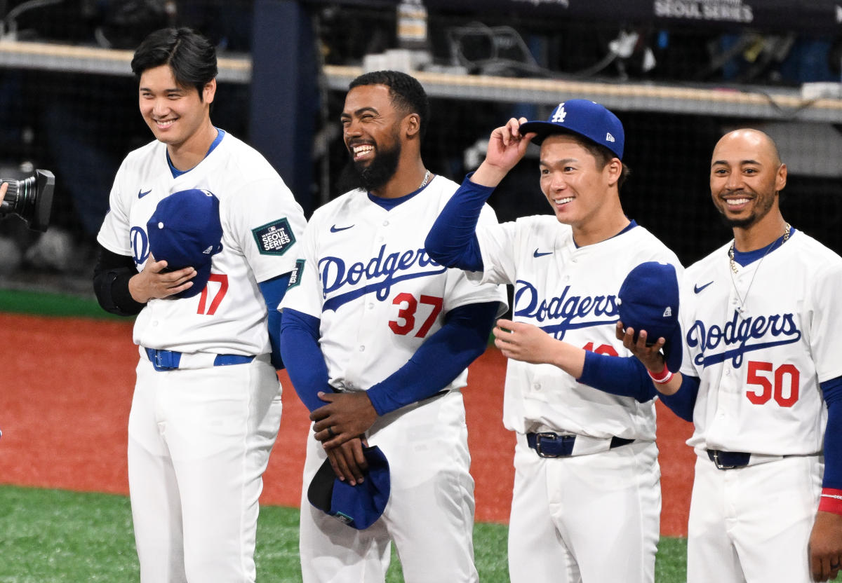 Live updates: MLB season begins with Seoul Series