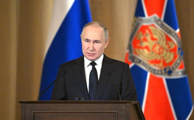Post election, Putin asks security agency to hunt down ‘traitors’