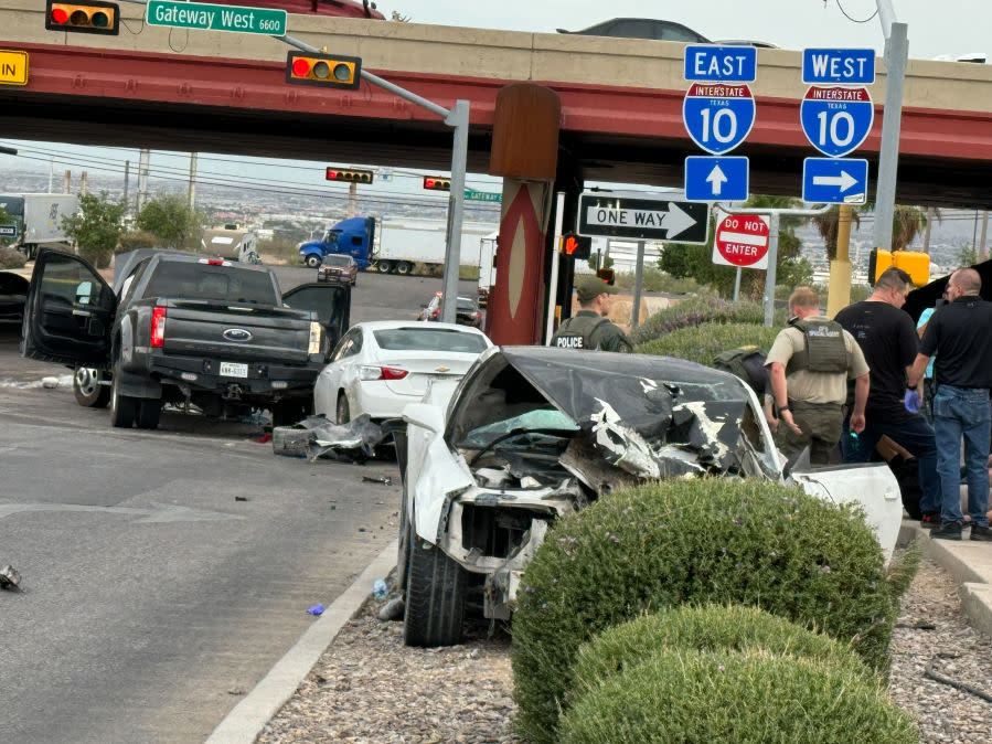 6 people injured after crash on Gateway West at Airway