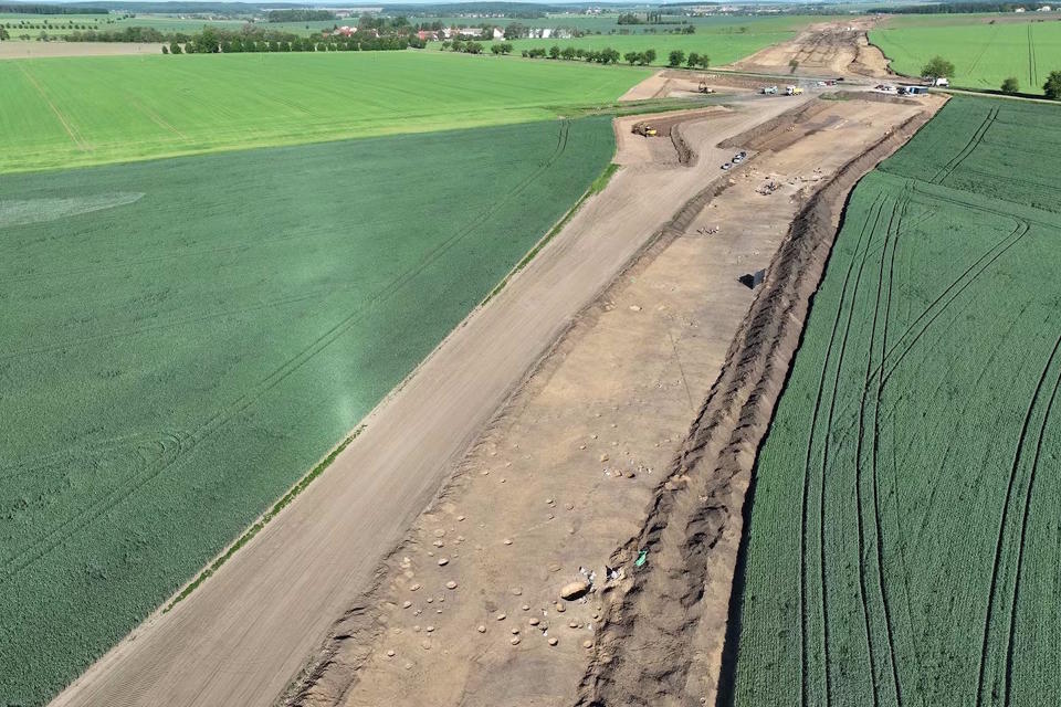 6,000-year-old burial mound in Czech Republic may be one of earliest funeral monuments ever found in Europe