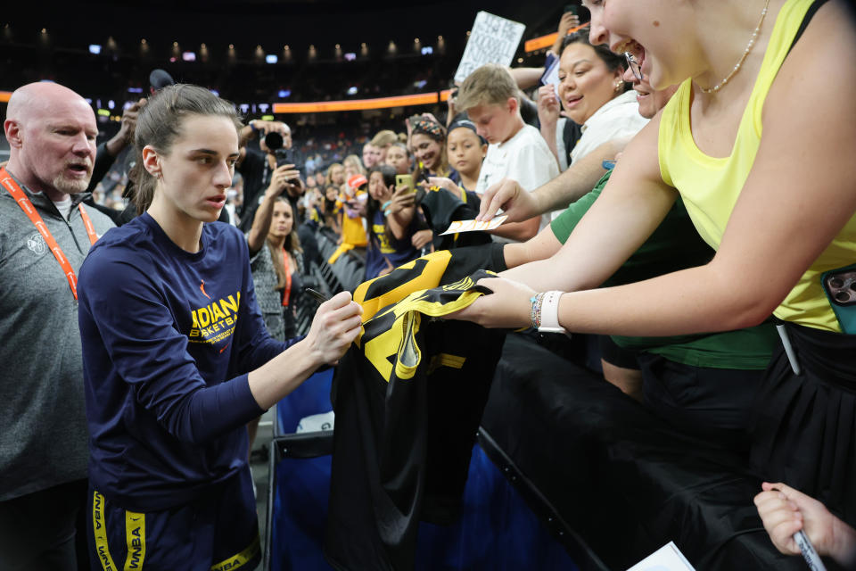 Aces post WNBA’s largest attendance since 1999 in Caitlin Clark’s visit to T-Mobile Arena