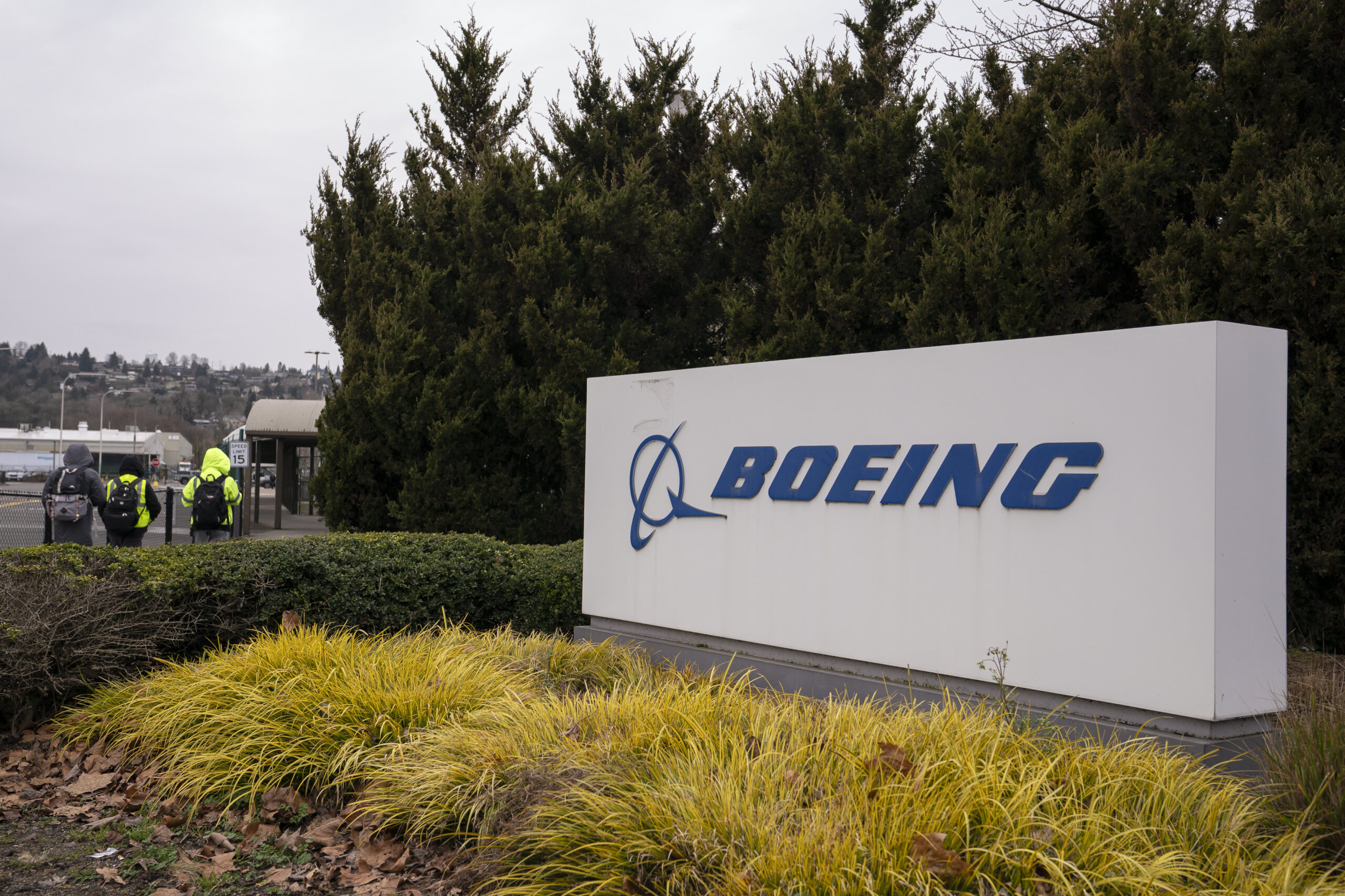 Boeing begins 777-9 certification flight trials with FAA