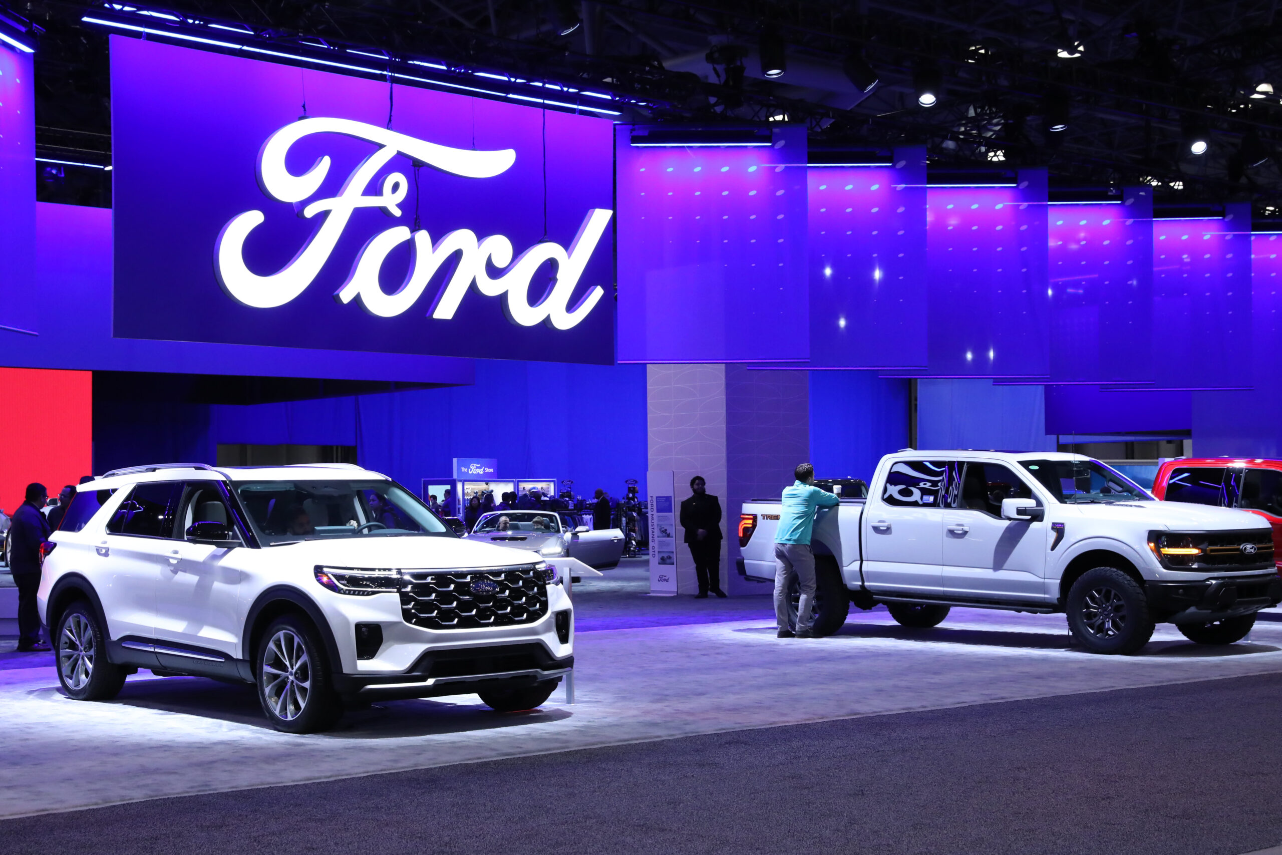 Ford posts massive earnings miss as warranty issues weigh on results