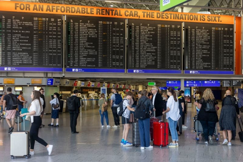 Frankfurt Airport climate protest forces cancellation of 270 flights