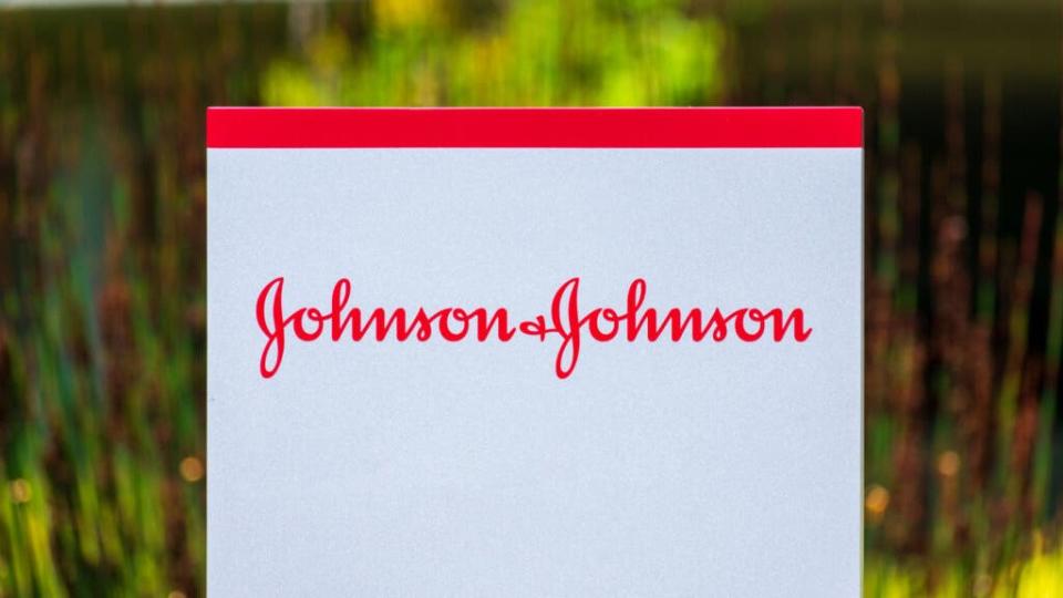 If You Invested 00 In Johnson & Johnson Stock 20 Years Ago, How Much Would You Have Now?