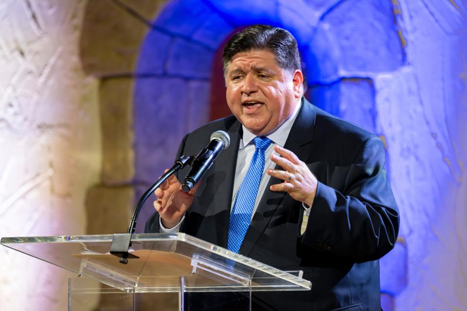 Illinois Gov. J.B. Pritzker urges Indiana Democrats to push through the ‘chaos’