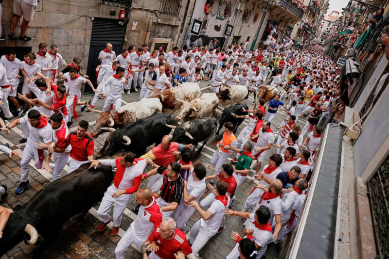 In Spain, just two injured in Pamplona’s latest bull run