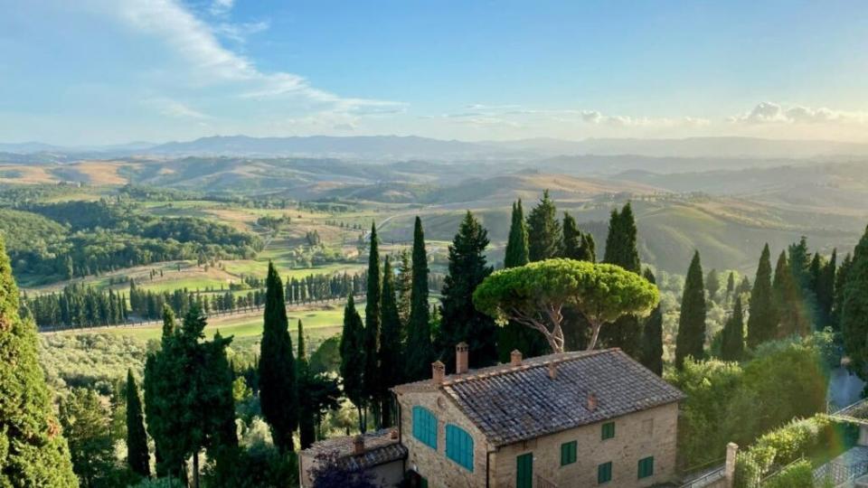 Italian Officials Are Offering ,000 For You To Start Over In Tuscany. Is This Too Good To Be True?