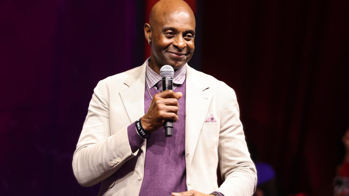 Jerry Rice loses his cool over question about Chiefs’ wide receivers