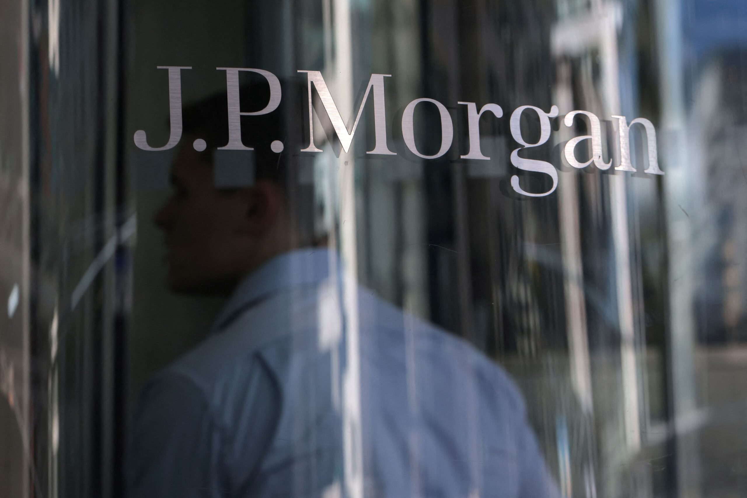 JPMorgan reports before the bell Friday. What Wall Street is watching