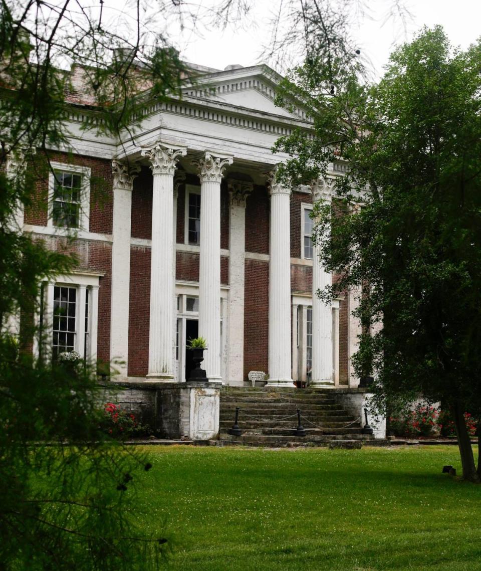 Kentucky’s largest Greek Revival house in dire need of repairs. Here’s how to help