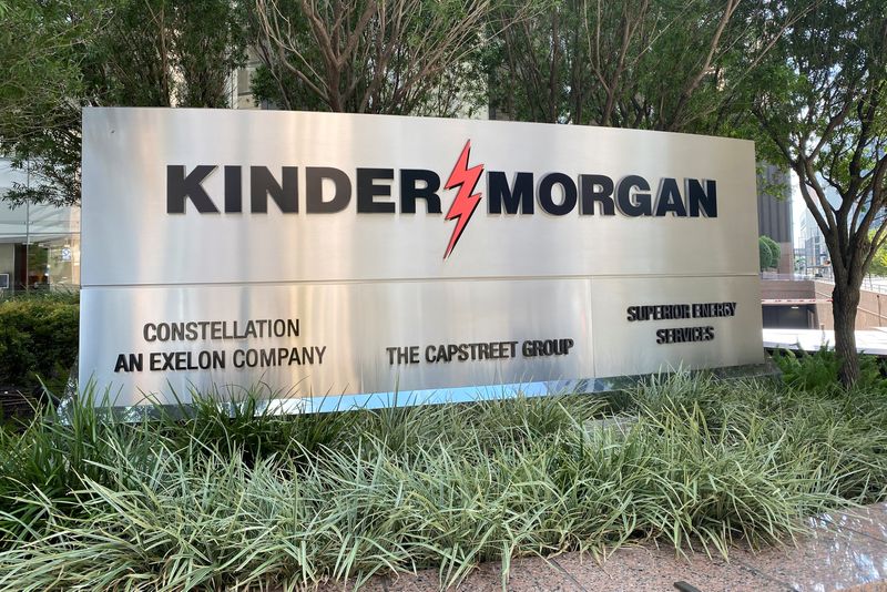 Kinder Morgan reports Q2 miss, remains optimistic on natgas demand