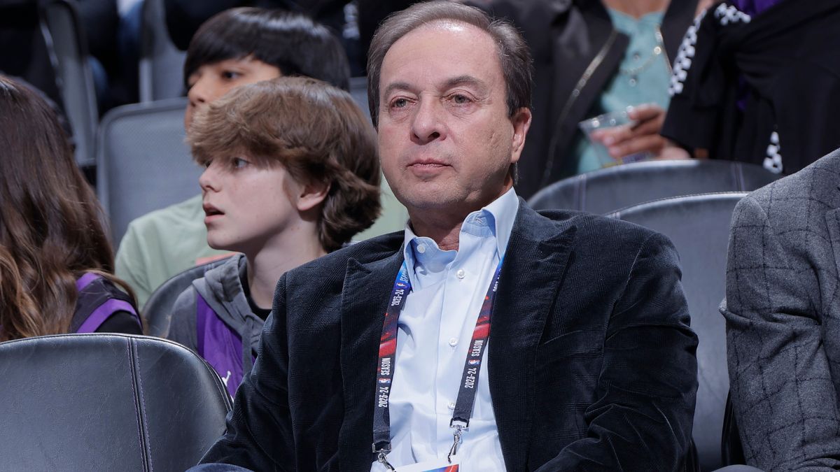 Lacob claims Warriors open to trading almost ‘anyone’ for right price