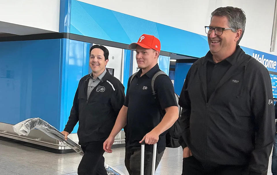 Michkov has landed — Flyers’ top prospect arrives to team (in a Phillies hat)