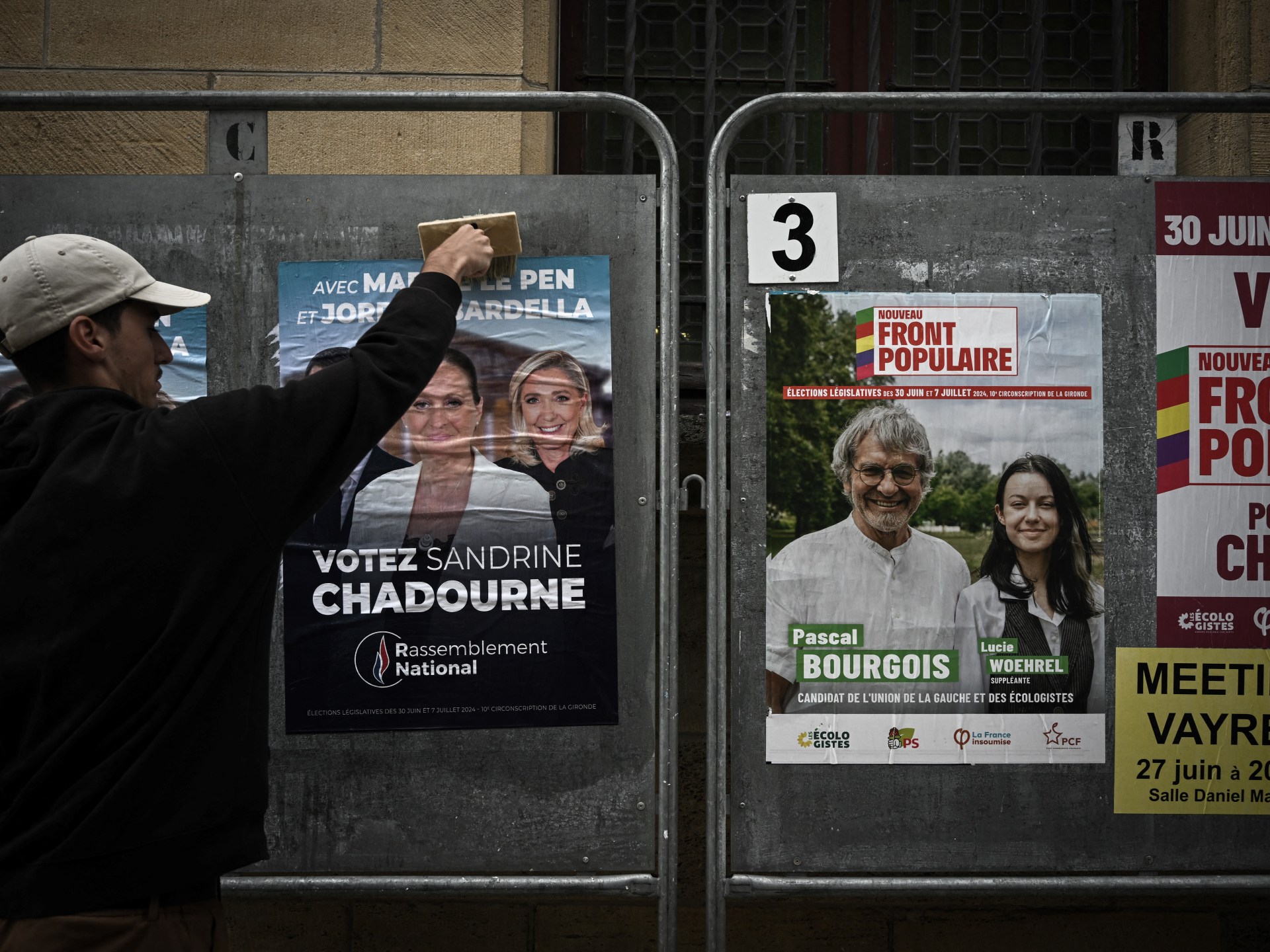 More than 200 candidates pull out of French run-off to foil far right