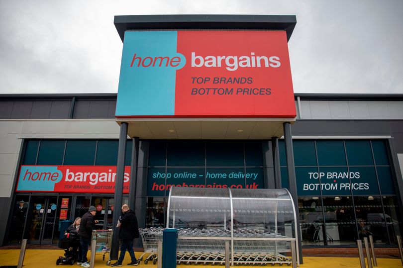 ‘Must-have’ item ‘everyone is wearing’ only 99p at Home Bargains