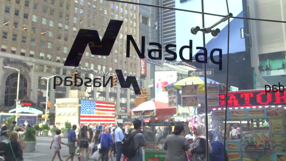 Nasdaq plunges as investors rotate out of Big Tech