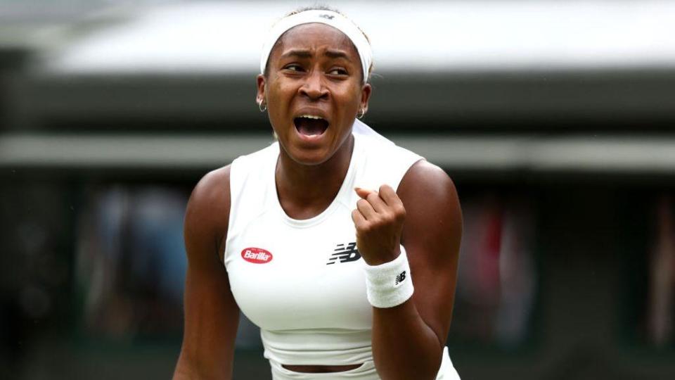 Osaka beaten by Navarro as Gauff goes through