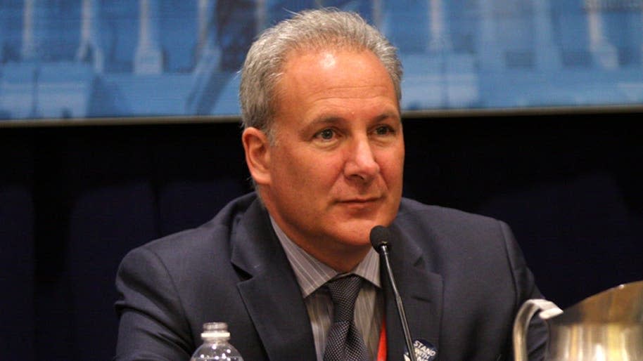 Peter Schiff Says ‘Smart Money Is Selling’ And Dumb Money Is Buying It Through ETFs: ‘They Set Up Bitcoin ETF Investors To Be The Bag Holders’