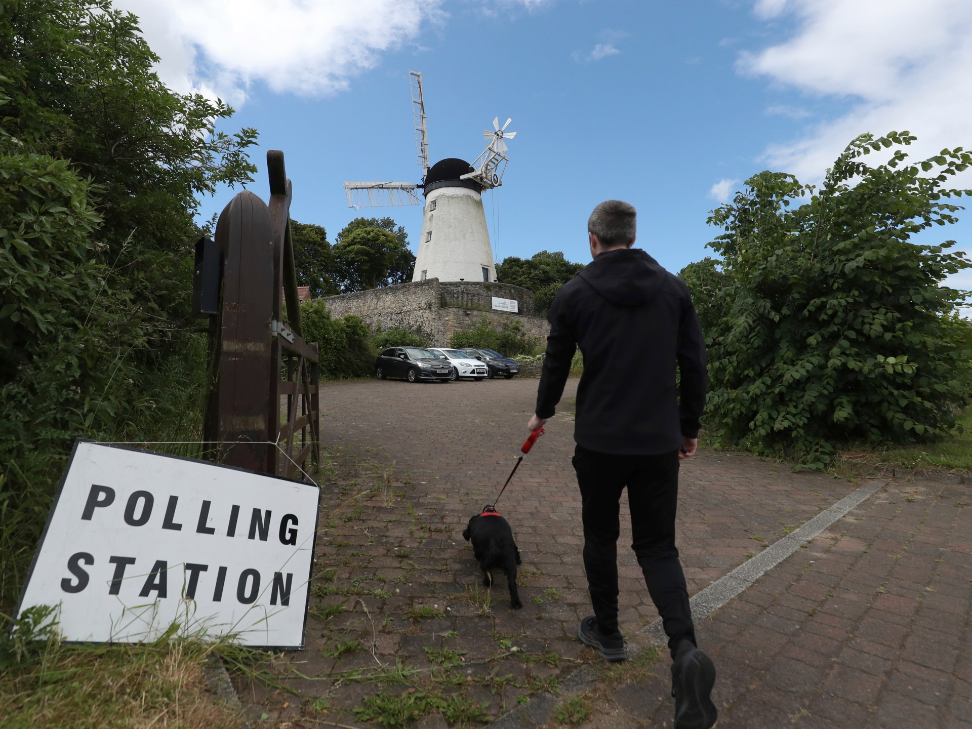 Photos: The dogs of UK election day