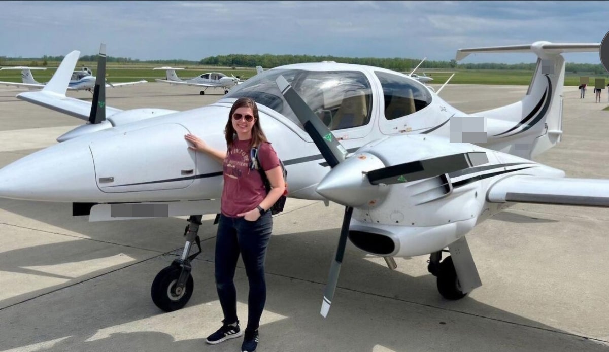 Pilot, 26, dies moments after releasing skydivers near Niagara Falls