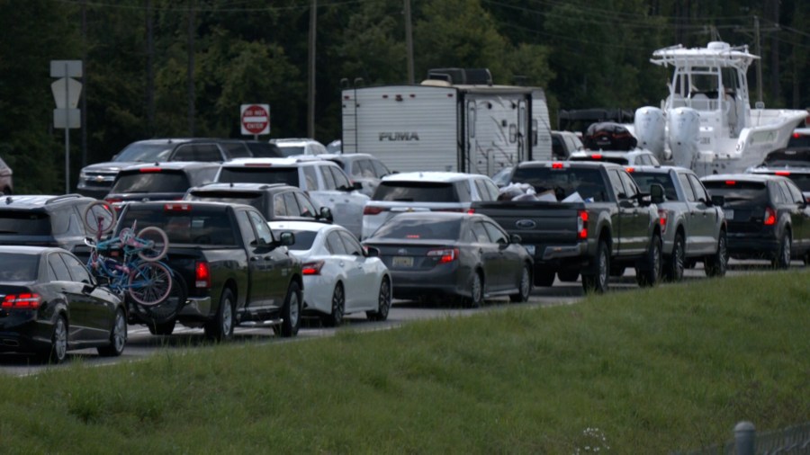 Pitstop packed in Baldwin as thousands head home from 4th of July