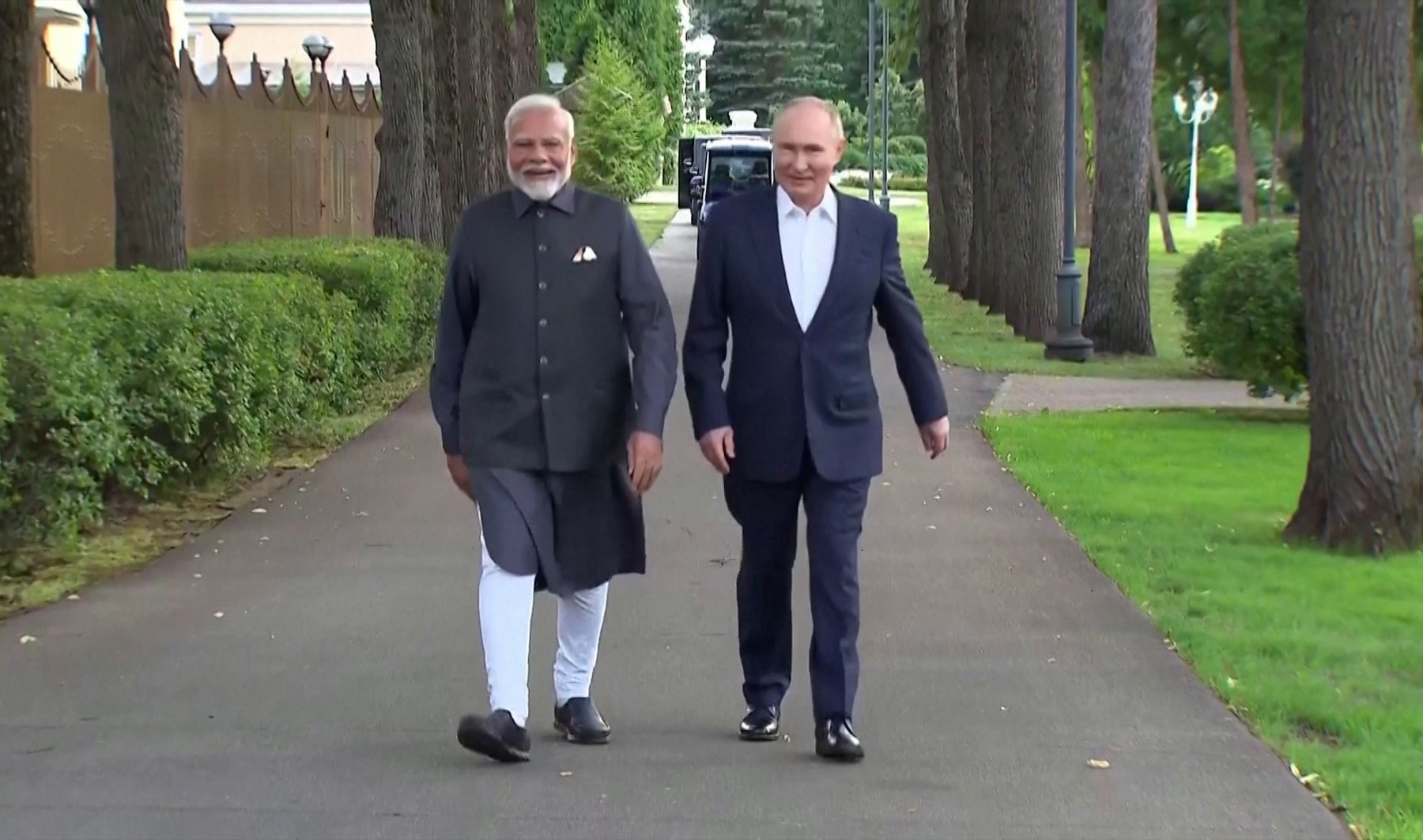 Putin gives India’s PM Modi a tour of his residence