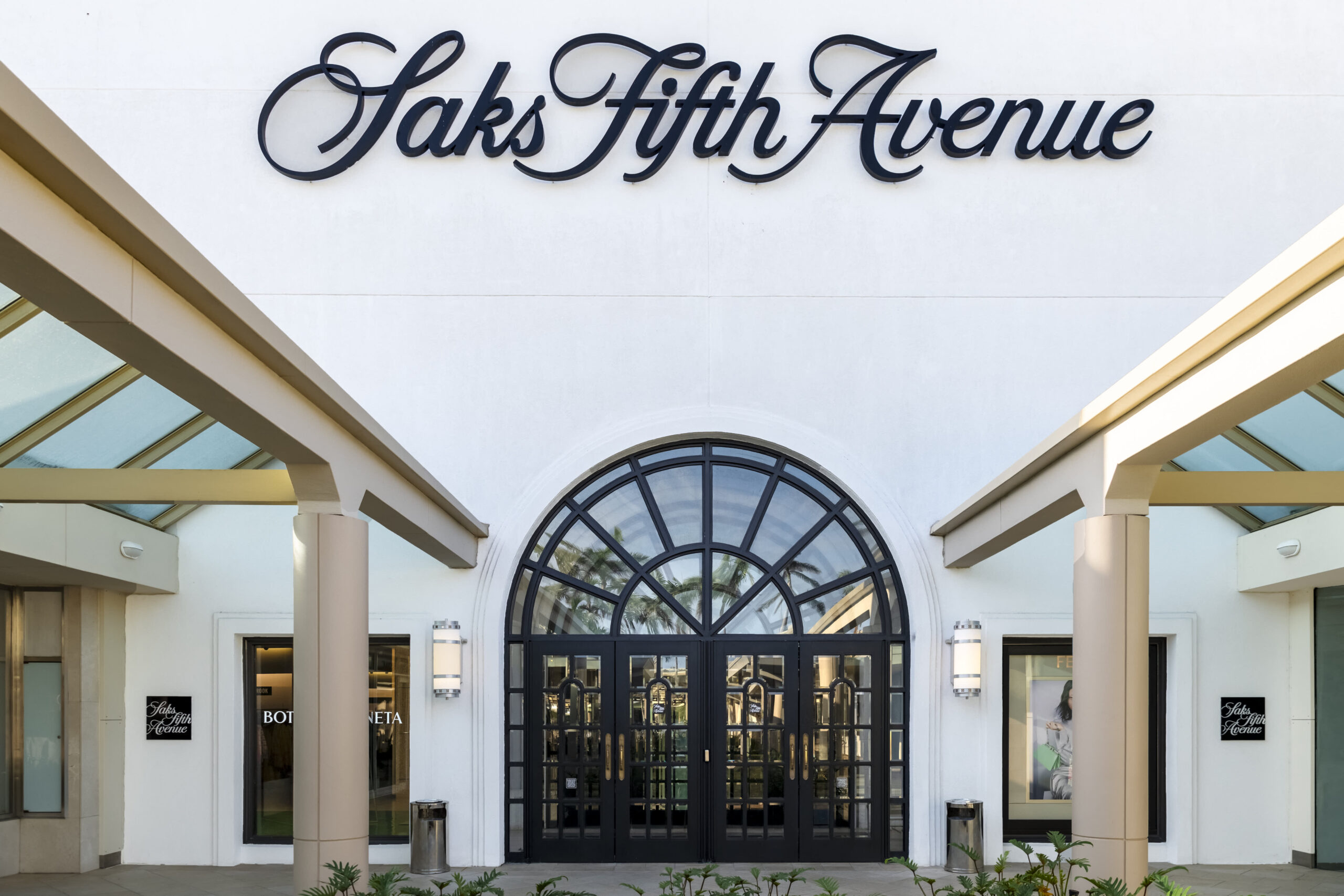 Saks Fifth Avenue parent HBC to acquire Neiman Marcus Group in .65 billion deal