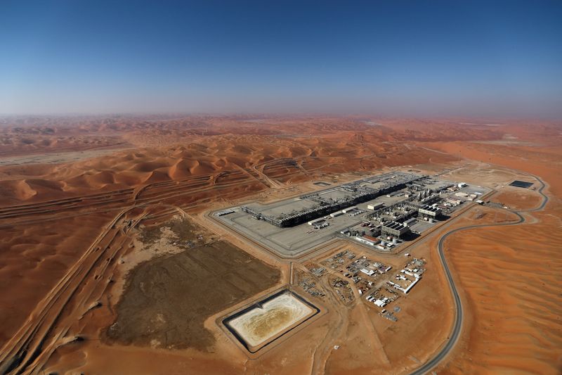 Saudi Aramco returns to debt market with dollar bond sale