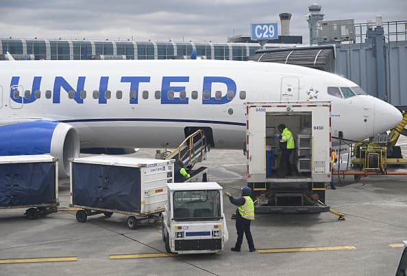 Stocks making the biggest moves after hours: United Airlines, Kinder Morgan and more