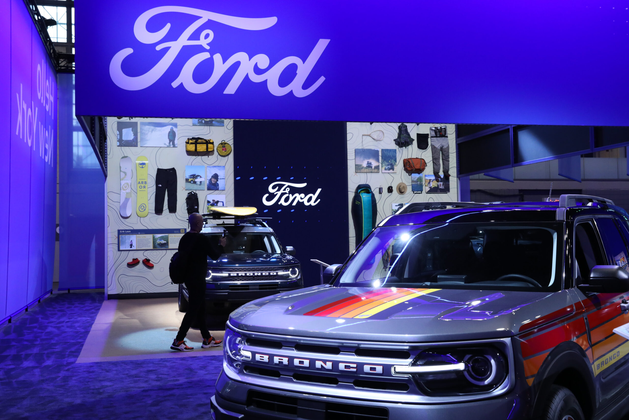 Stocks making the biggest moves midday: Ford, Viking Therapeutics, ServiceNow and more