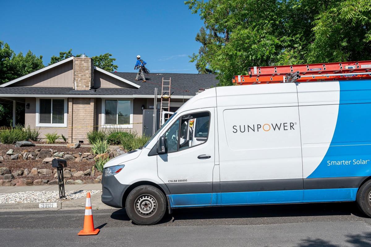 SunPower Shares Slump Amid Financial Misconduct Allegations