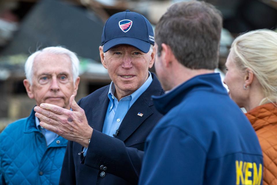 Supporting Biden is a stab in America’s back. Beshear must speak up about the president.