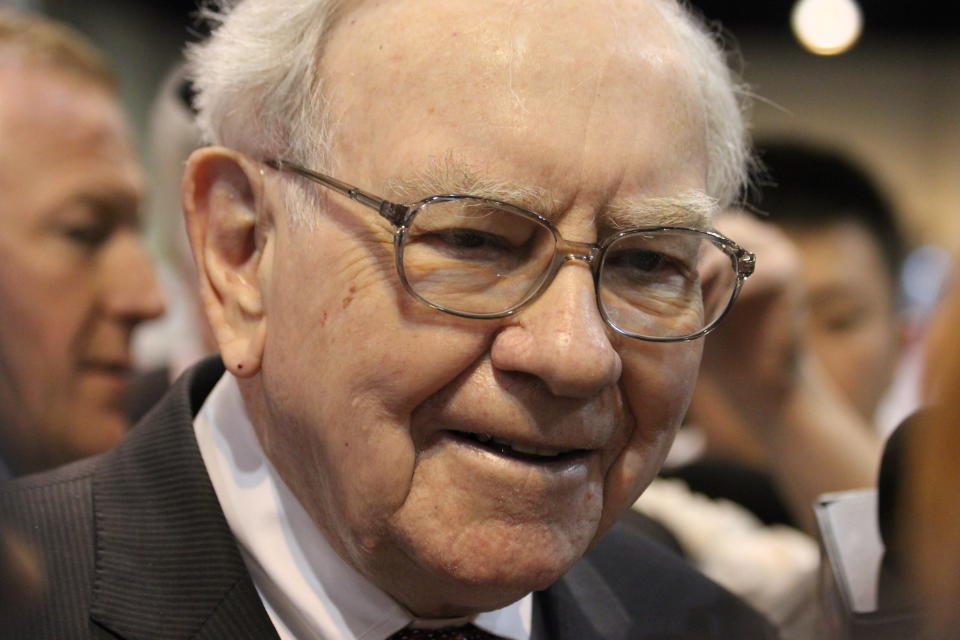 The Best Warren Buffett Stocks to Buy With ,000 Right Now