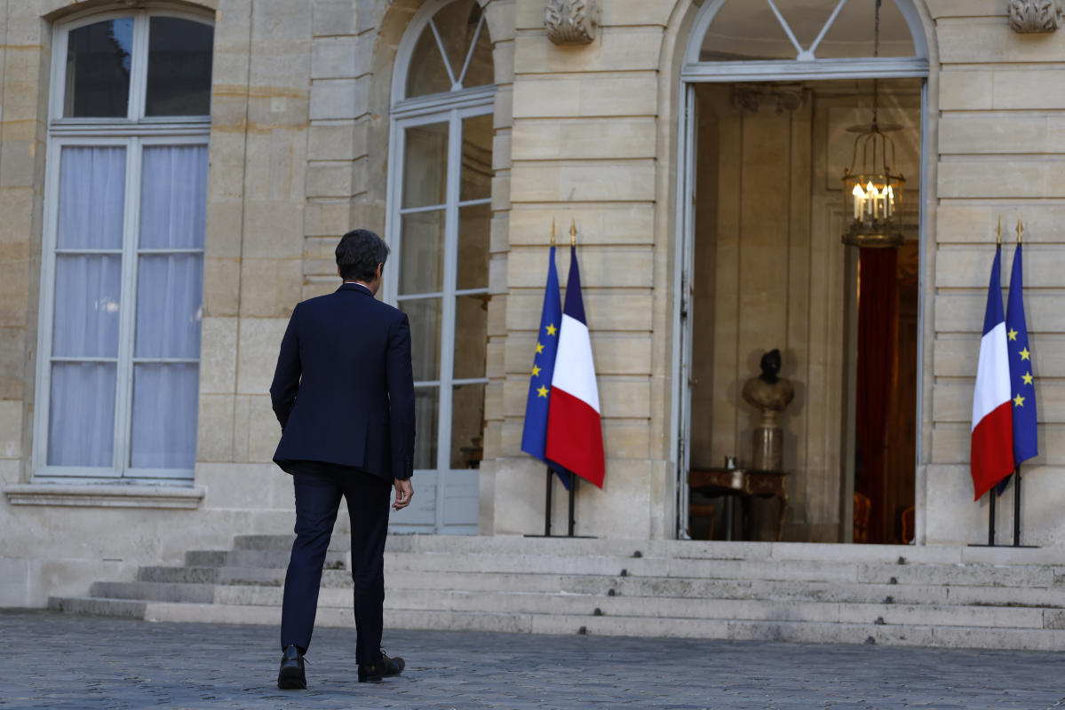 The Latest | French prime minister to resign after left alliance wins the most seats in election