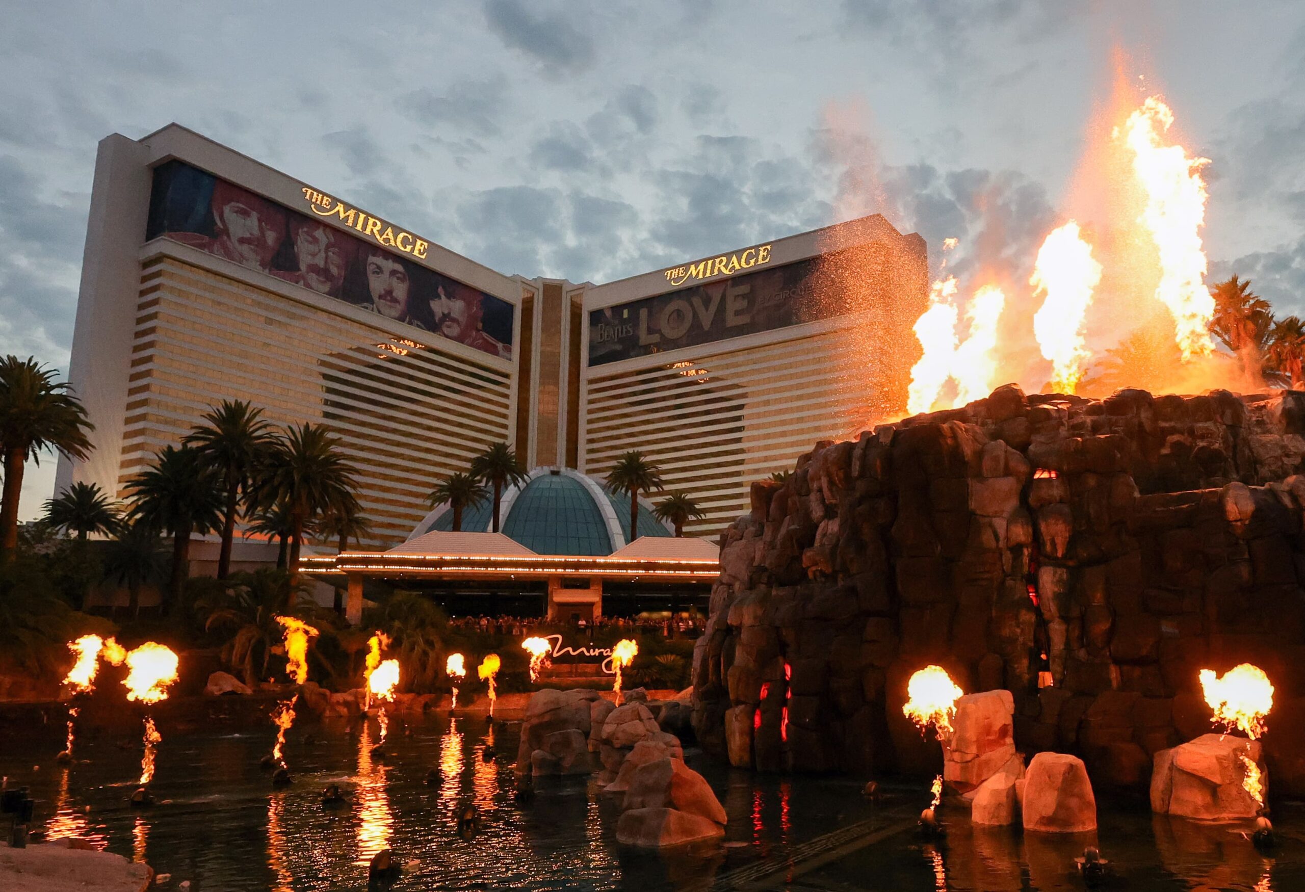 The Mirage closes in Las Vegas to make way for Hard Rock Guitar Hotel