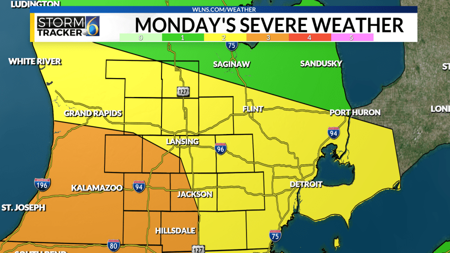 Tracking the Chance for Strong to Severe Thunderstorms Tonight