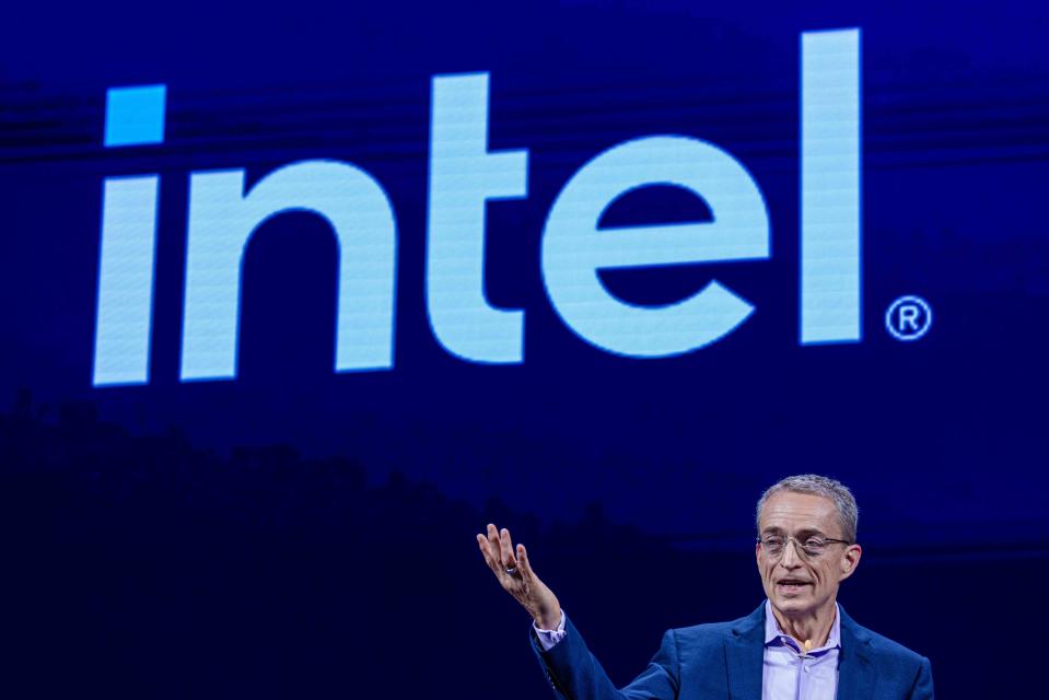 What You Need To Know Ahead of Intel’s Earnings Report