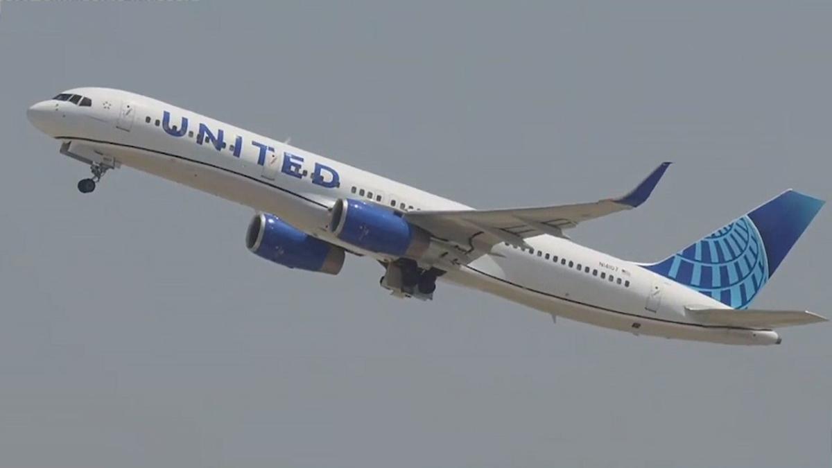 Wheel falls off United Airlines Boeing 757 during takeoff