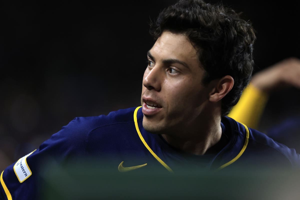 Brewers’ Christian Yelich will undergo season-ending back surgery