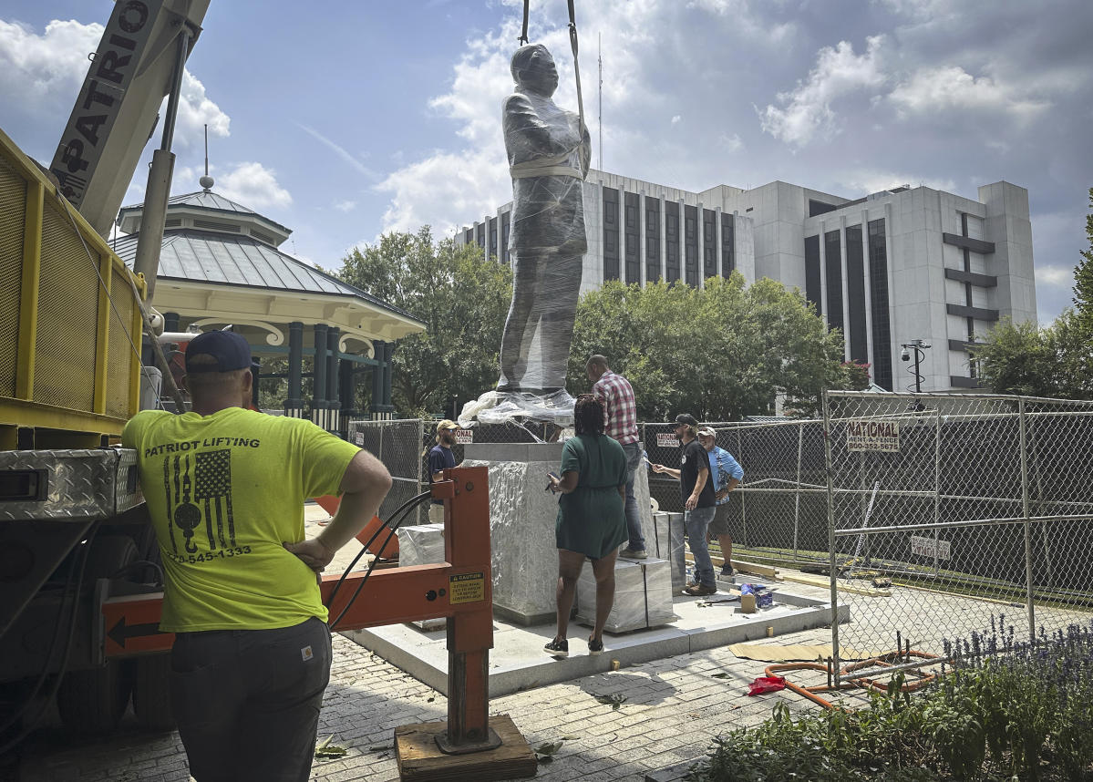 Bronze statue of John Lewis replaces Confederate monument in Georgia