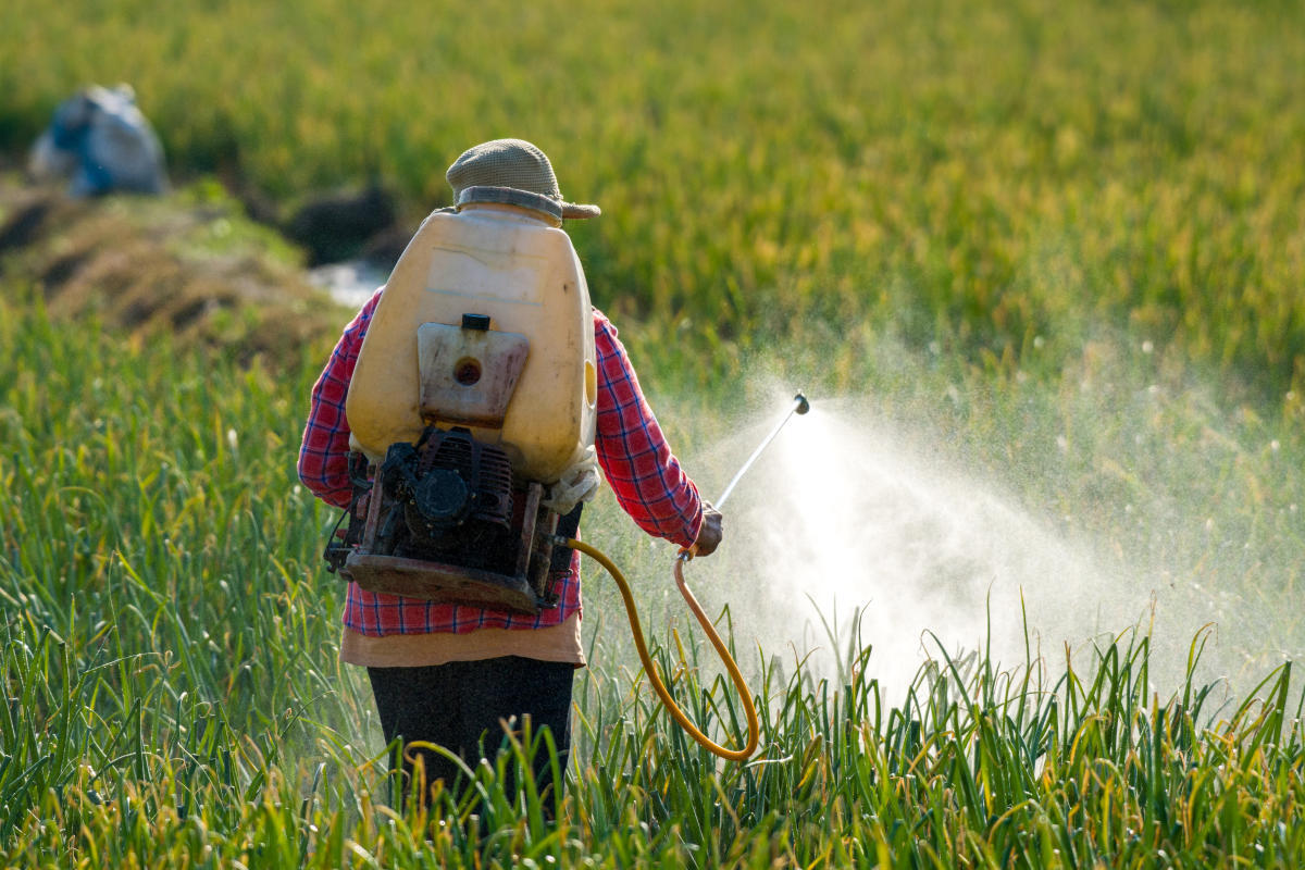 EPA bans common pesticide, new research in kids COVID mystery and 3rd listeria outbreak death: Catch up on the week’s health news here