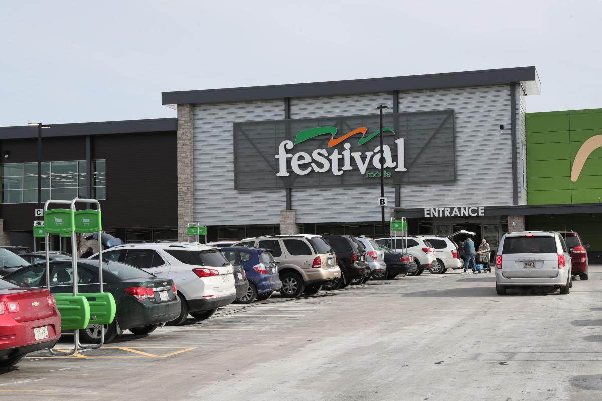 Festival Foods to close its Greenfield location, lay off 91 employees