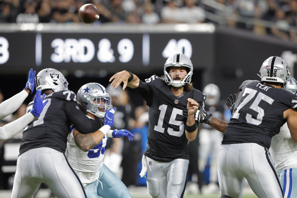 Gardner Minshew II, Aidan O’Connell each have ups and downs in Raiders’ QB competition