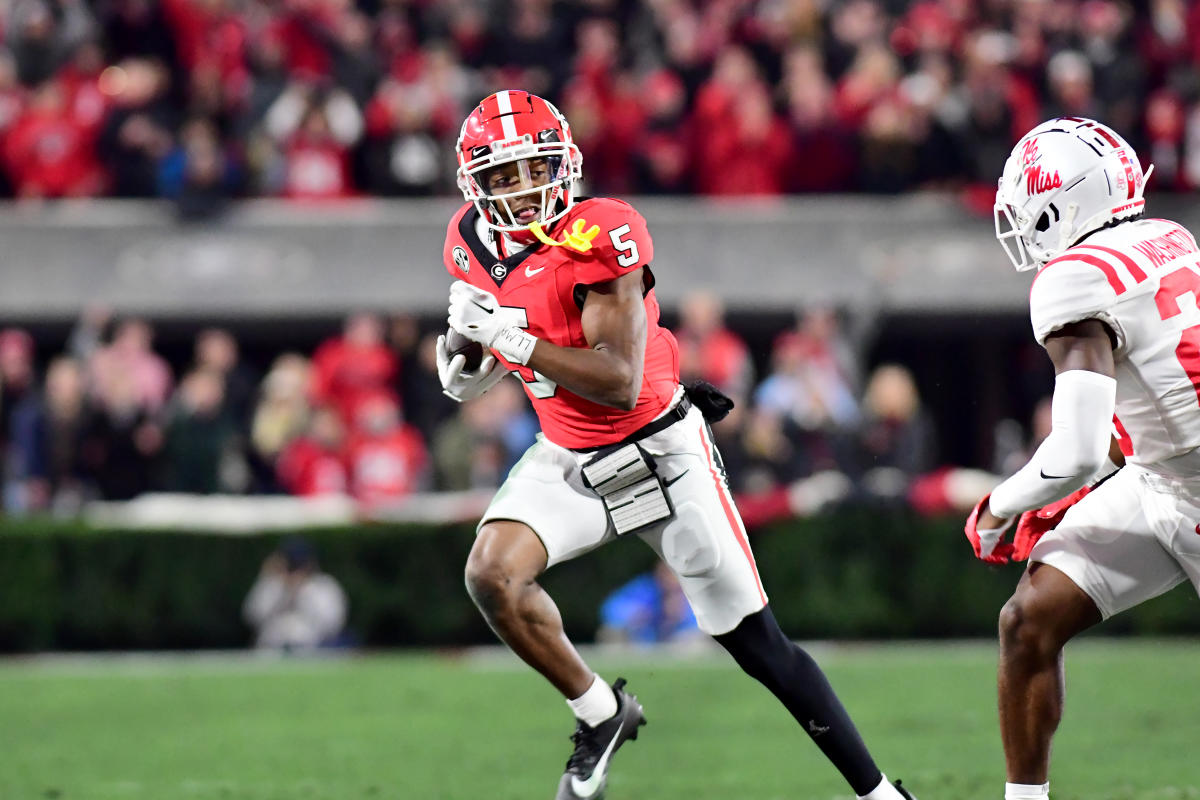 Georgia dismisses WR Rara Thomas after arrest on multiple charges